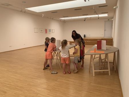 Bernekerjeve poletne delavnice v Galeriji Ravne